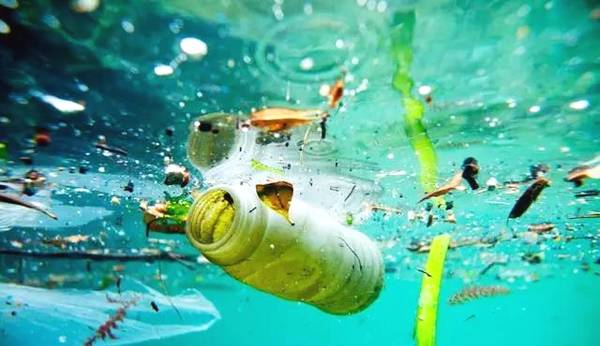 ̨���غ����������� 9�ɟo�����ա�